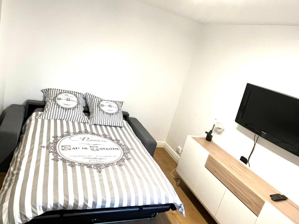 Deux Pieces Cosy A La Croisette Apartment Carrieres-sous-Poissy Luaran gambar