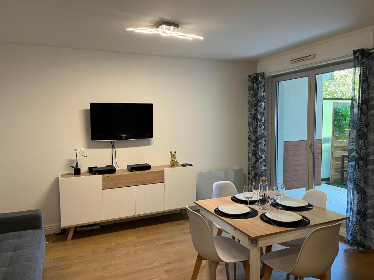 Deux Pieces Cosy A La Croisette Apartment Carrieres-sous-Poissy Luaran gambar